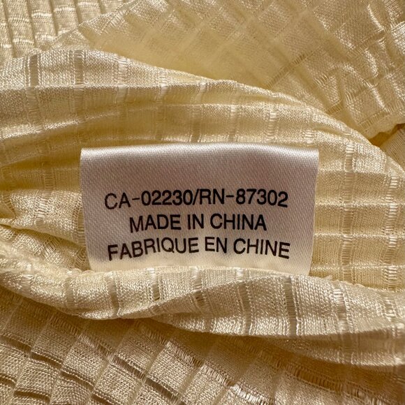 Chagall Cream Shirt, Womens Size Medium - Picture 8 of 8